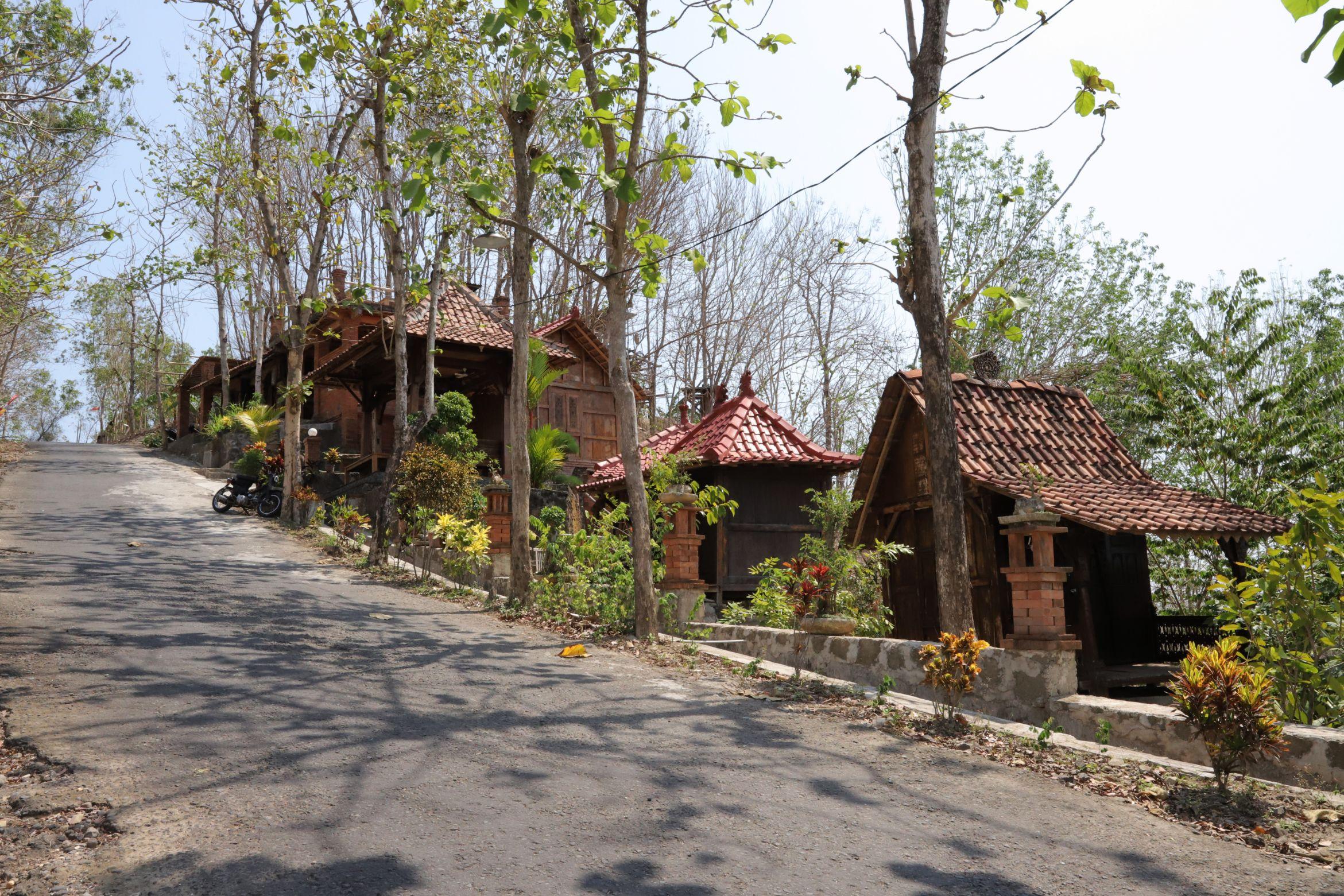 Newalaskuliner & Homestaywatulumbung Kretek Экстерьер фото