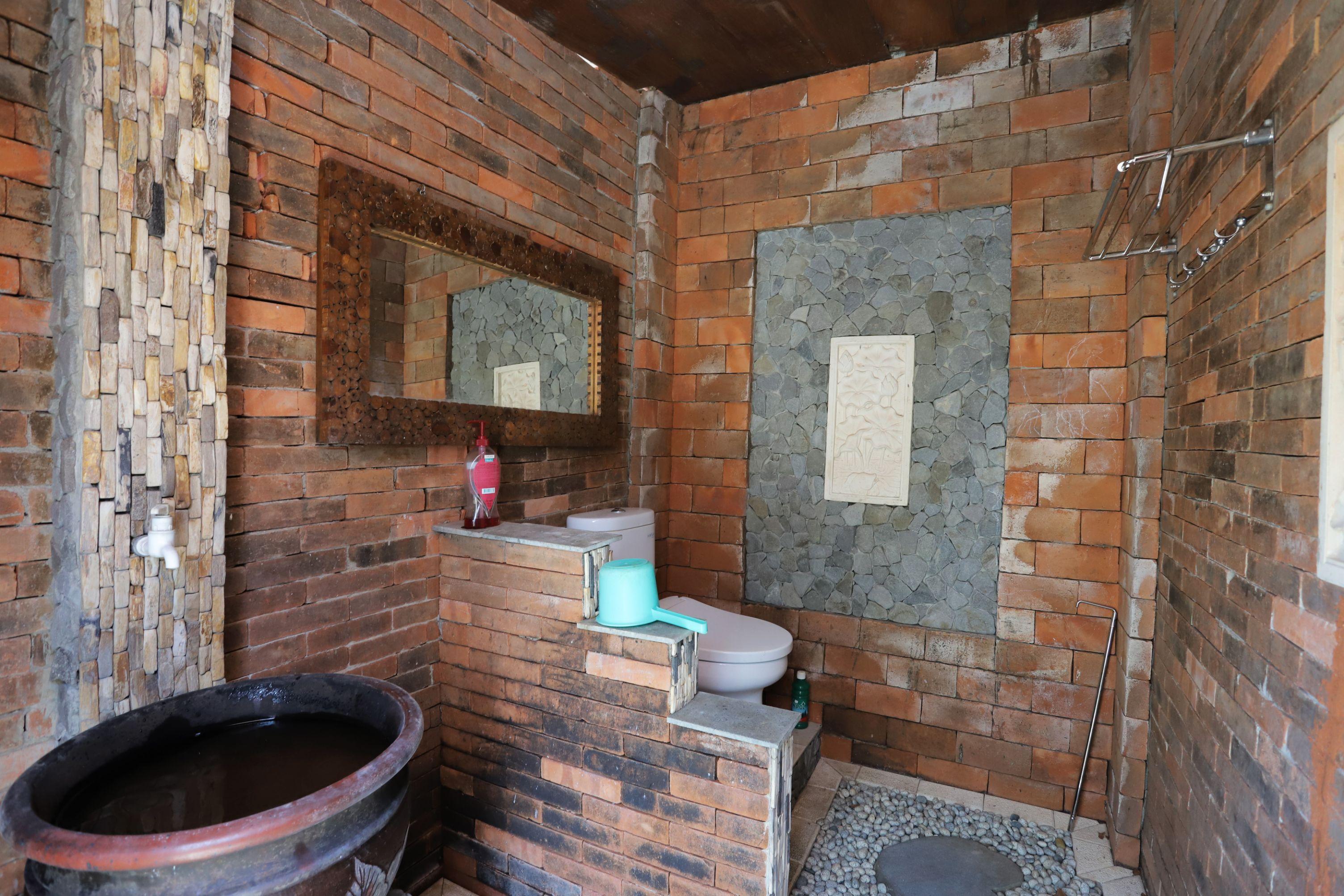 Newalaskuliner & Homestaywatulumbung Kretek Экстерьер фото
