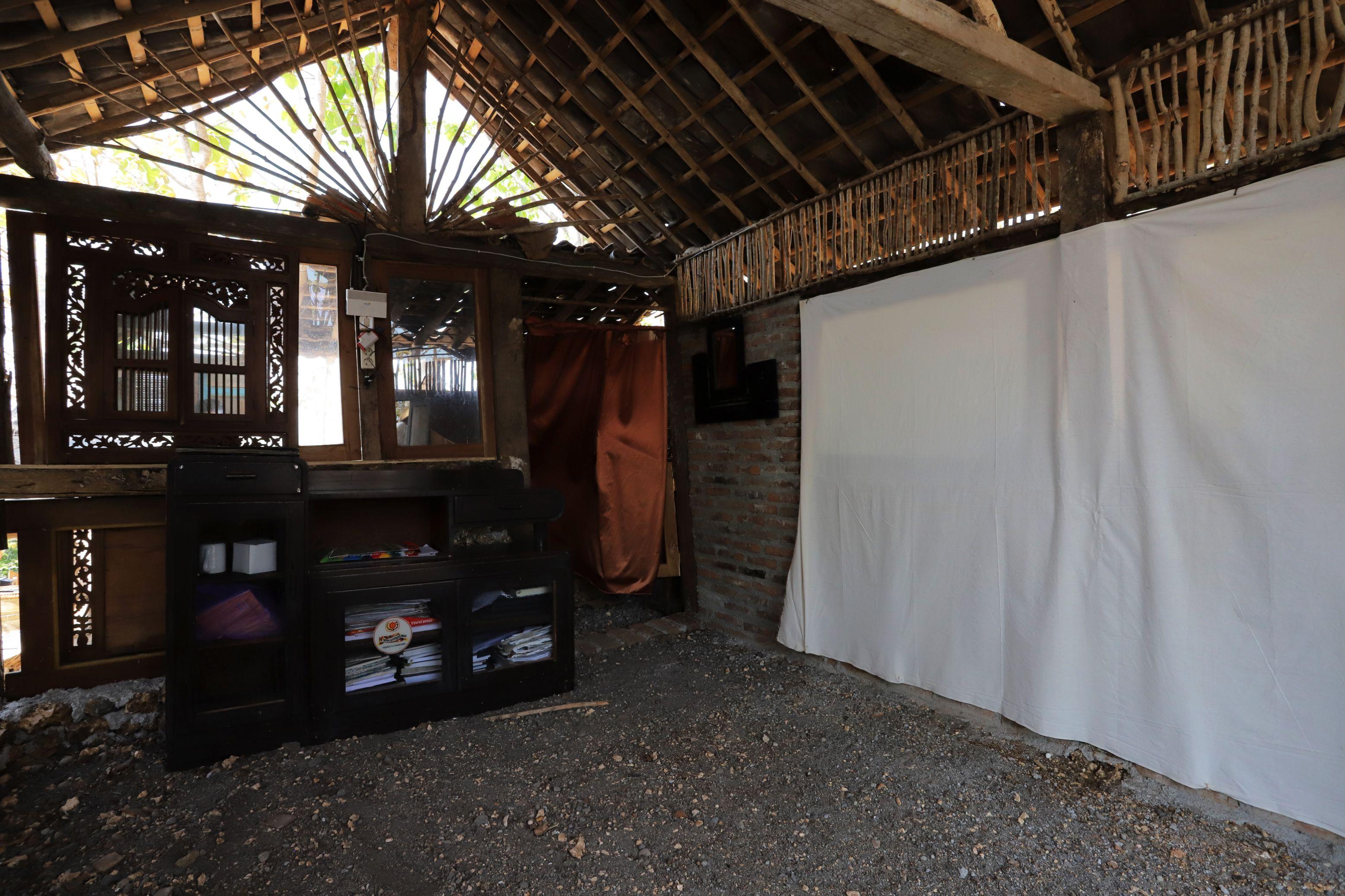 Newalaskuliner & Homestaywatulumbung Kretek Экстерьер фото