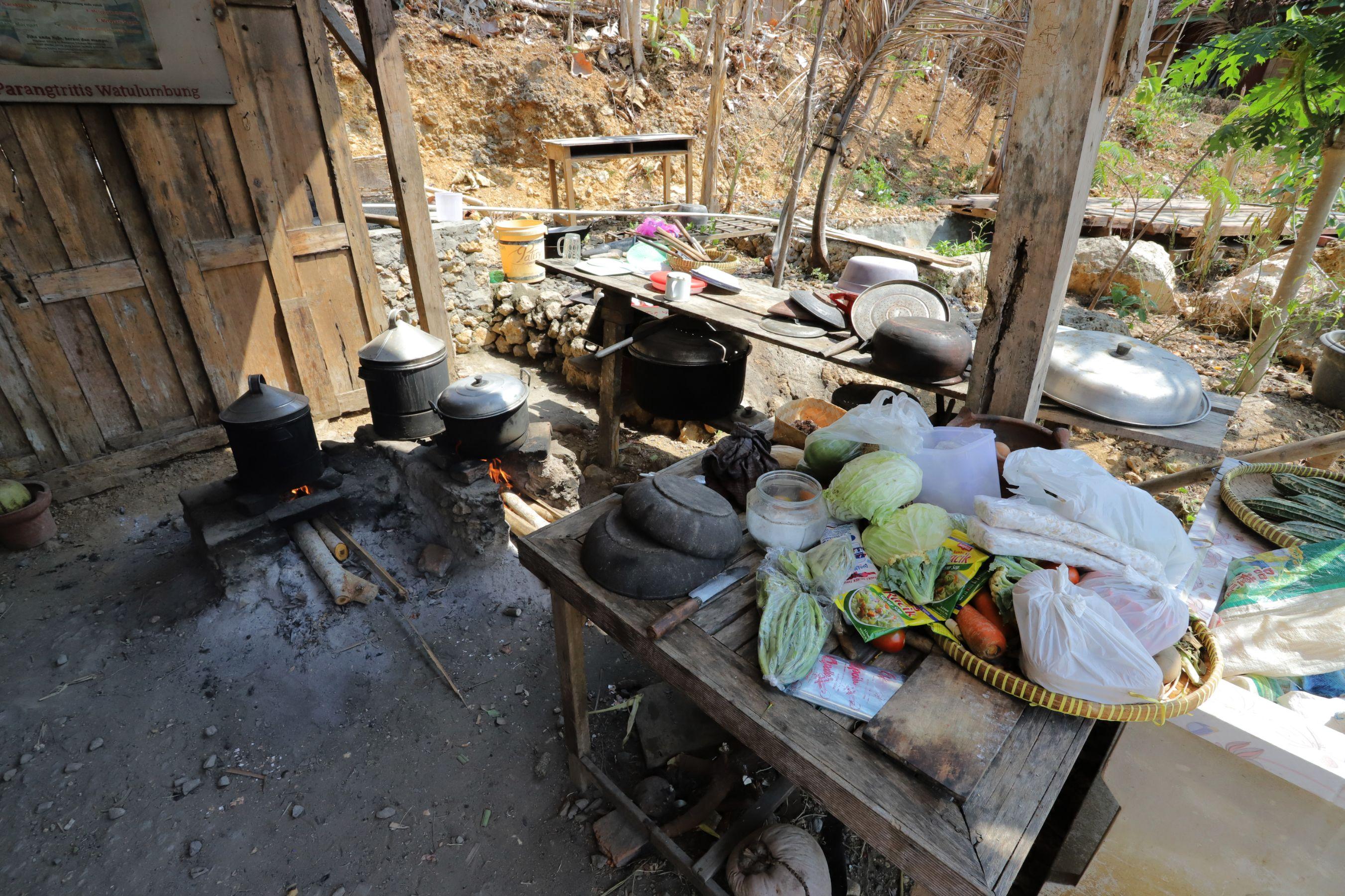 Newalaskuliner & Homestaywatulumbung Kretek Экстерьер фото