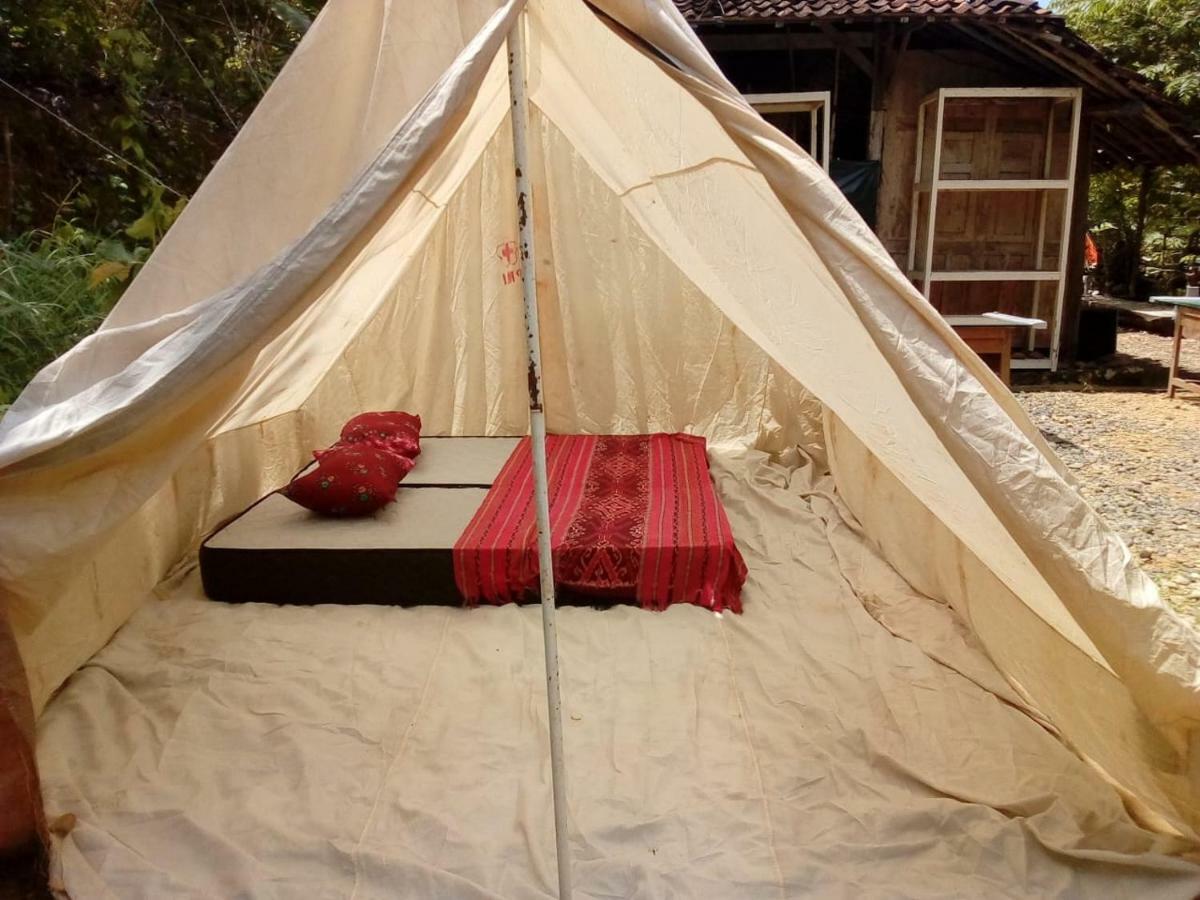 Newalaskuliner & Homestaywatulumbung Kretek Экстерьер фото