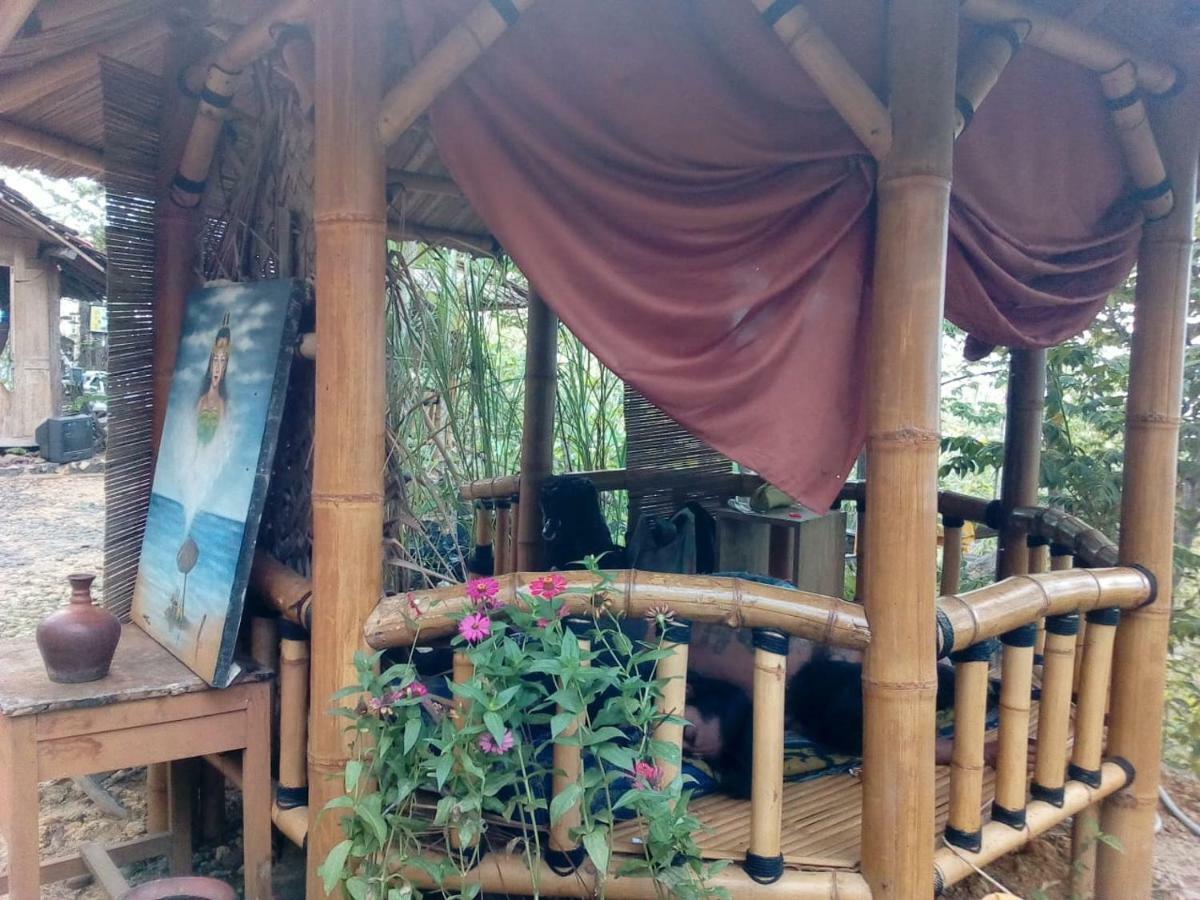 Newalaskuliner & Homestaywatulumbung Kretek Экстерьер фото